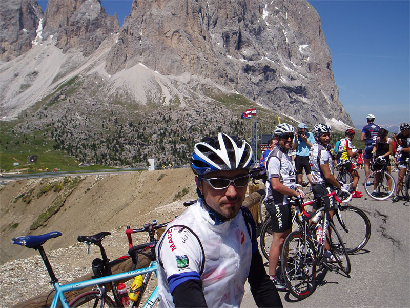 gal/2010/07 - Sella Ronda Bike Day 2010/05 - SellaRonda_Bike_Day/04 - L_affascinante e duro Passo Sella/5P6270182-01.jpg